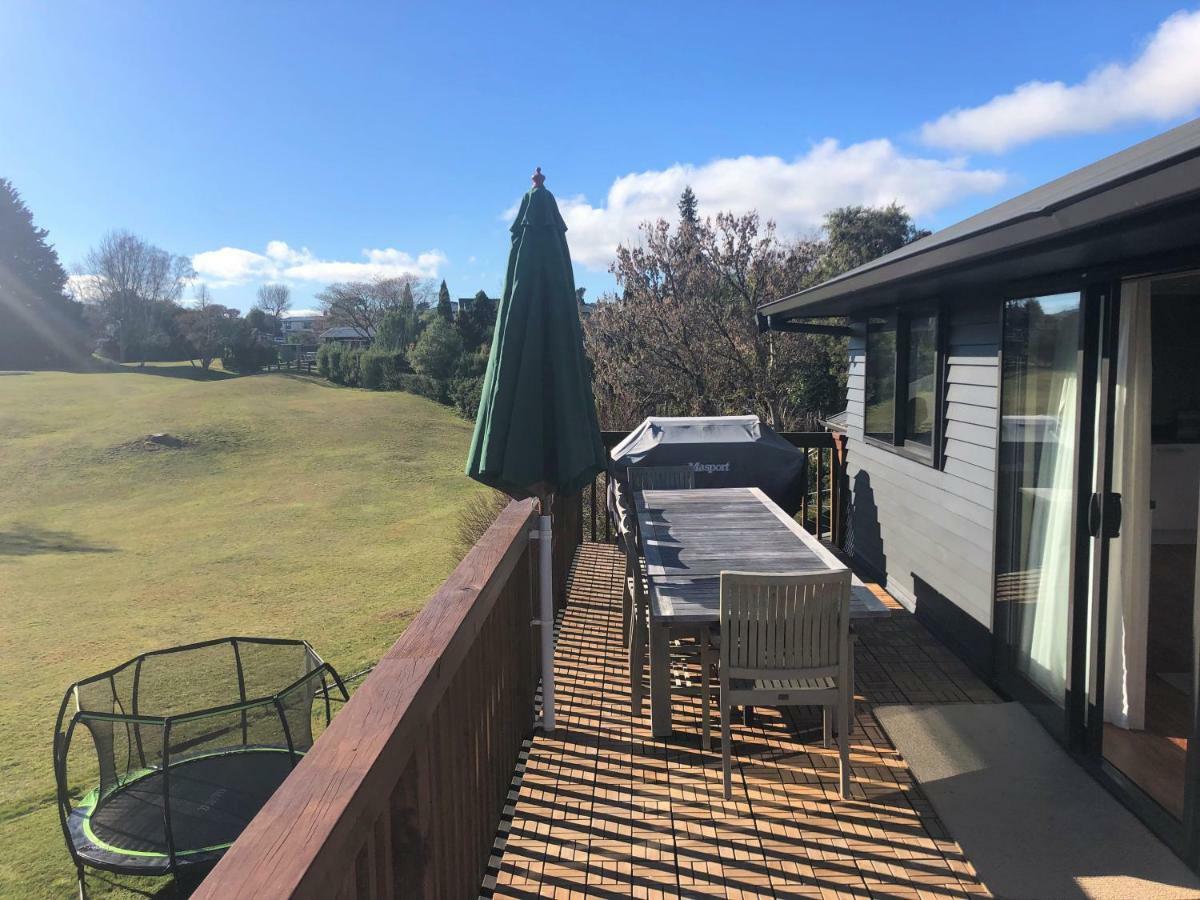 Kinloch Lakeview Lodge - Taupo Ngoại thất bức ảnh